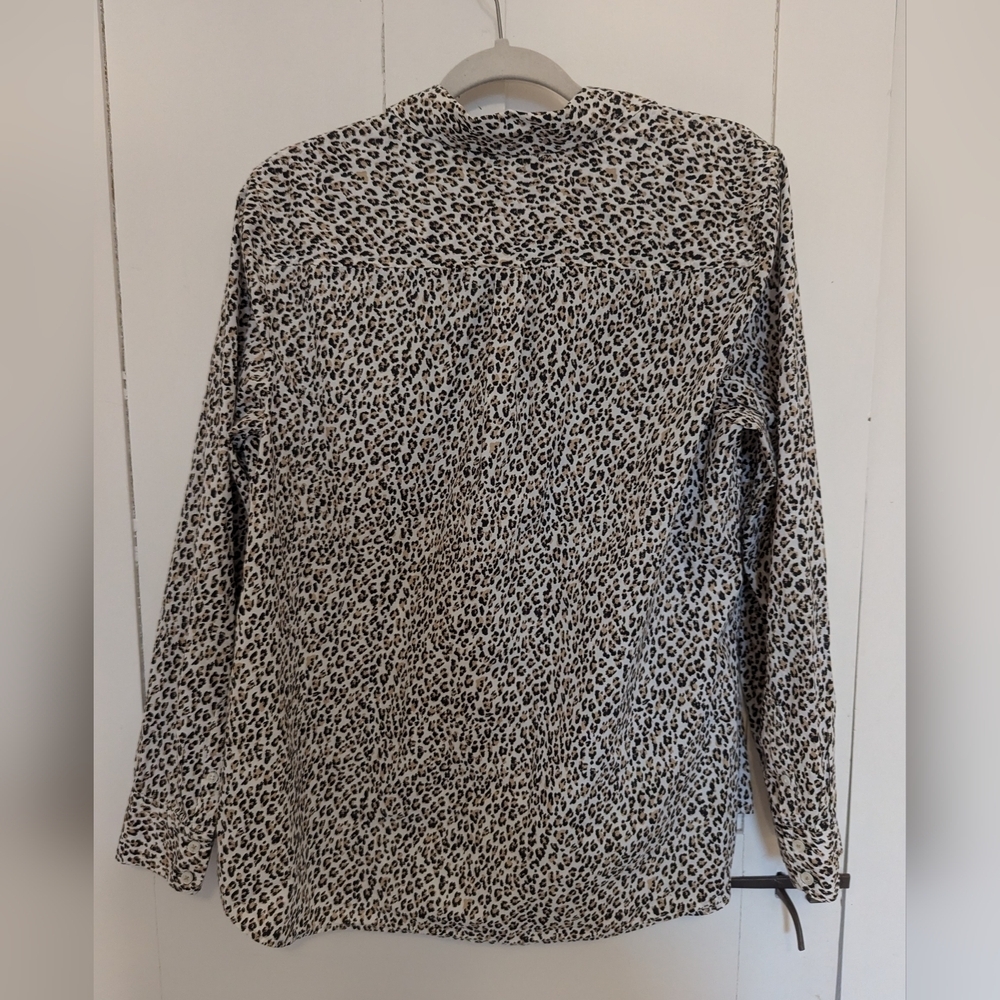 🐆 Talbots Leopard Print Blouse Shirt L Top Button Up - Picture 9 of 13